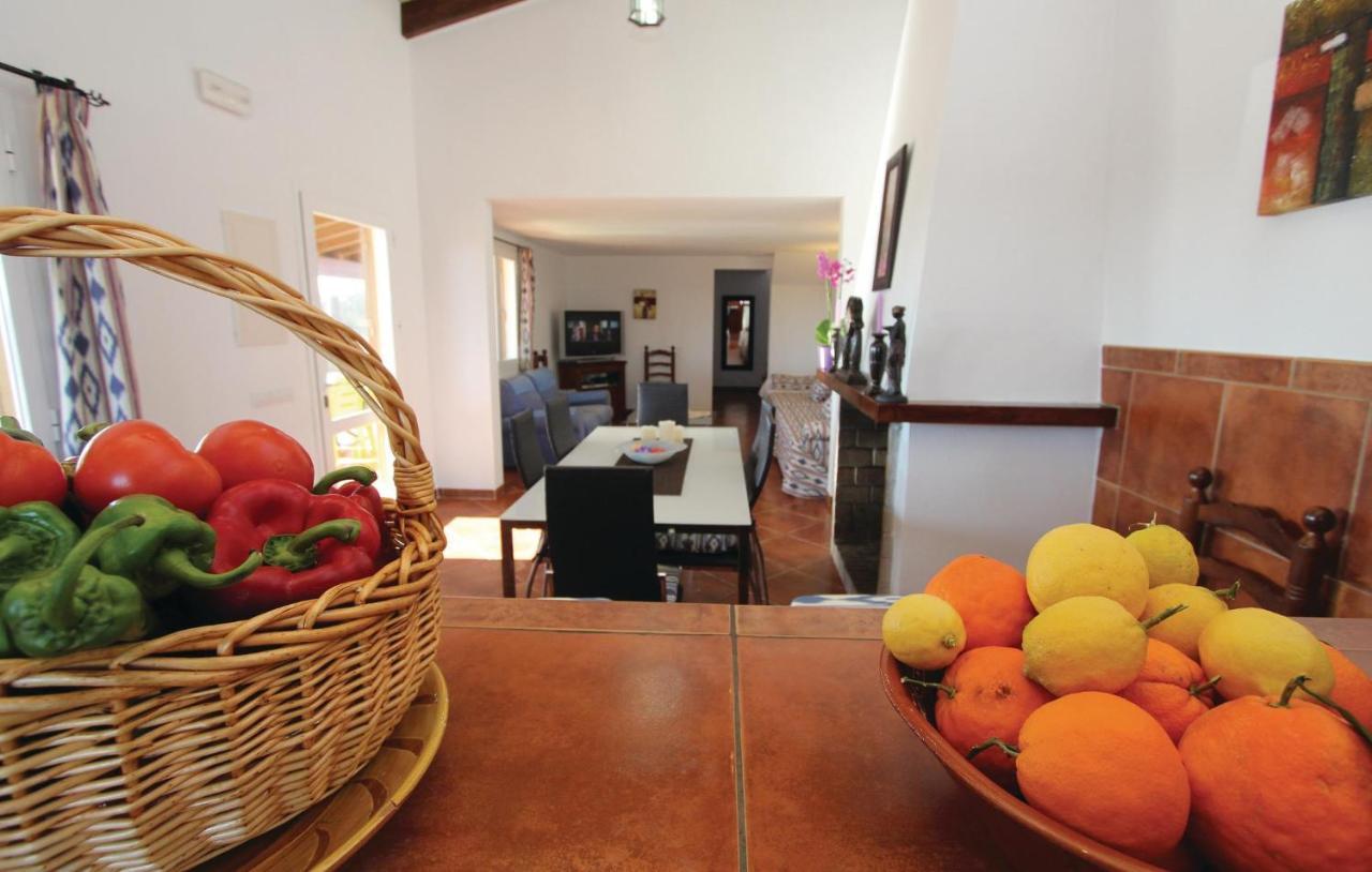 Gorgeous In With Kitchen Holiday home *