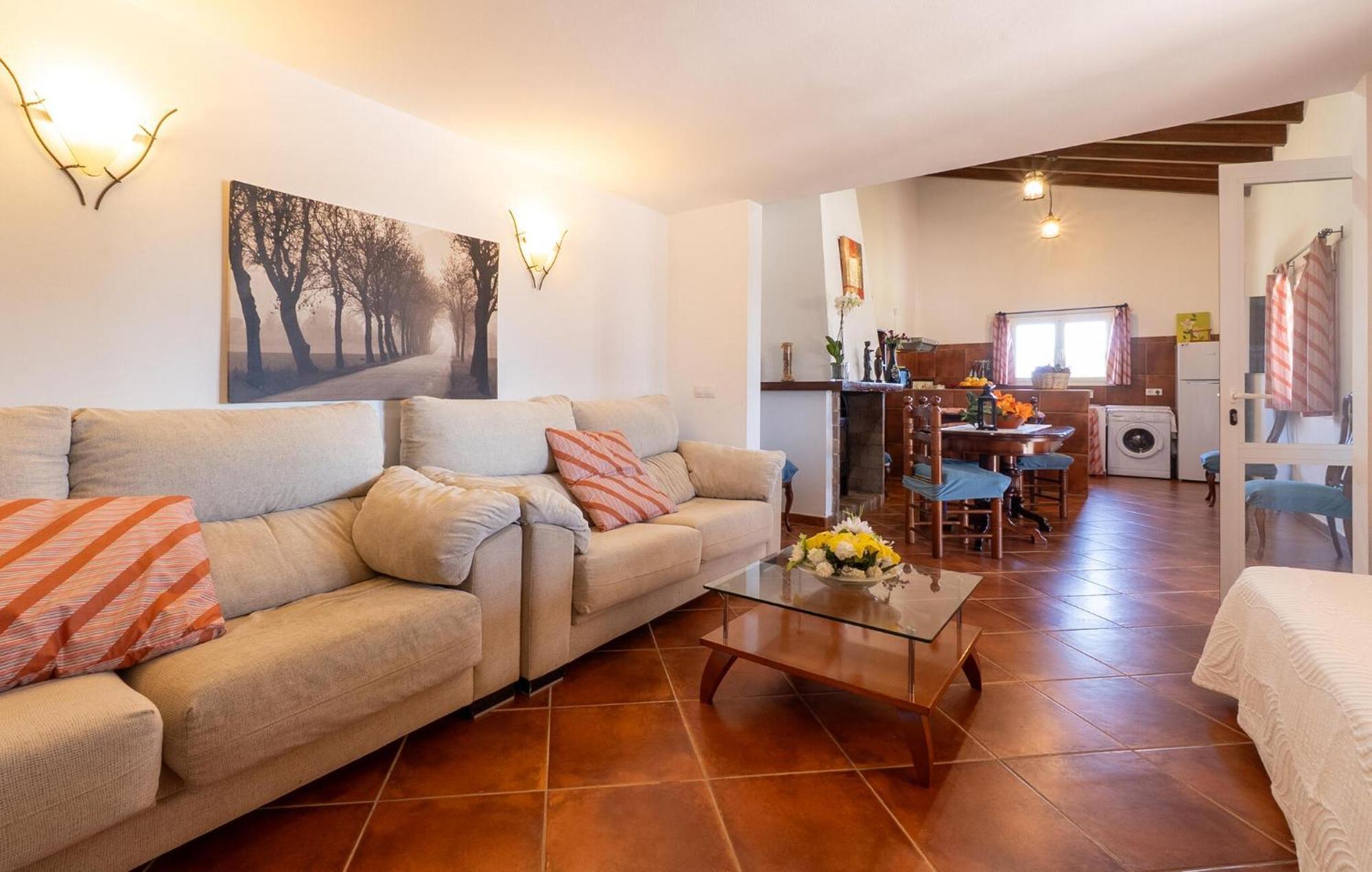 Holiday home Gorgeous In With Kitchen Muro